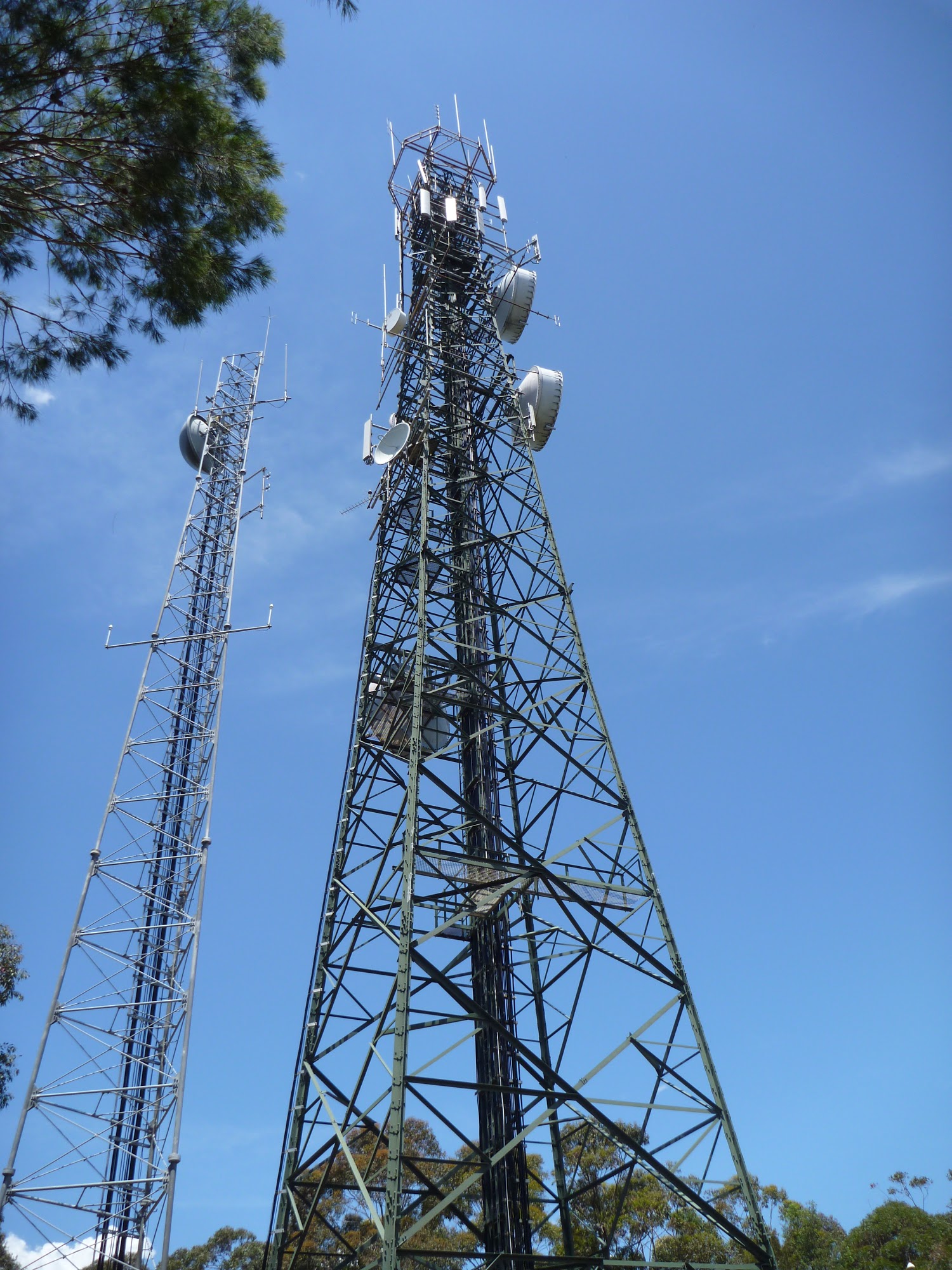 ww_photo_Heaton Communications tower